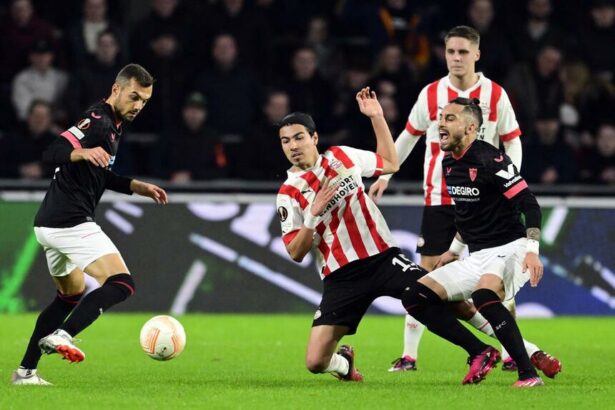 ket-qua-psv-eindhoven-vs-sevilla-0h45-ngay-24-2