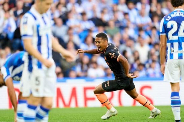 lich-su-doi-dau-valencia-vs-real-sociedad