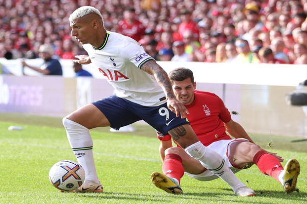 Lich-su-doi-dau-Tottenham-vs-Nottingham-forest