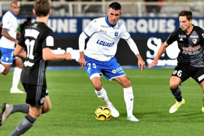 Soi kèo trận AJ Auxerre vs Troyes 22h ngày 1/4